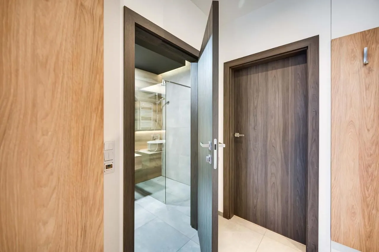 Apartment Greenwood With Terrace - Neptun Park By Oneapartments Gdansk